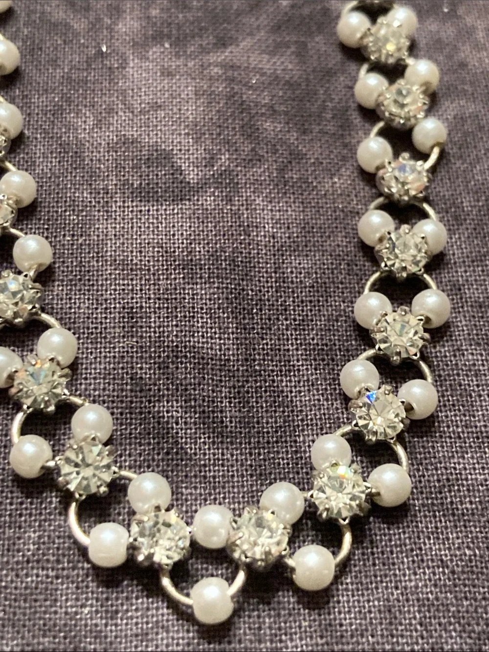 Elegant Faux Pearl & Crystal/Rhinestone Evening Necklace